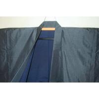 拾11257【新企画・男の弓道用高級着物】本絹泥藍大島紬 裄71丈141К袖丈・袖付けを調整しました