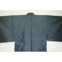 拾11257【新企画・男の弓道用高級着物】本絹泥藍大島紬 裄71丈141К袖丈・袖付けを調整しました