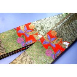 拾11349RM 女性袴下帯 シルク化繊西陣織金襴К紗綾形と変わり亀甲文様に蝶 全通 新品別誂え