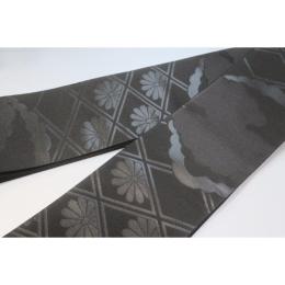弐11381RM 男角帯 本絹西陣織黒繻子 К 有職菊に雲 新仕様 新品 素晴らしい 漆箔 別誂え