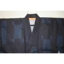 弐11556RM 遠州綿紬 男の染絣の着物浴衣単衣 裄71丈153К黒瑠璃濃淡地に平角と揺り角・造形