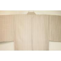 拾11280RM シルク化繊丹後縮緬調 男着物袷 裄70丈147К薄羽色・アイボリーの矢羽縄目縞文様