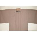 弐11478RM シルク化繊丹後縮緬調 男羽織単衣 裄73丈95К白橡(しろつるばみ)灰茶色の無地