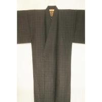 拾10243RM シルク化繊丹後縮緬調 男着物袷 裄70丈146К焦げ茶色濃淡・角通し千鳥格子文様