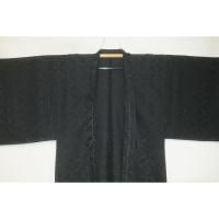 拾11547RM シルク化繊 男着物羽織 裄79丈152К黒地の七宝花菱・繻子地紋織 新品 単衣仕立