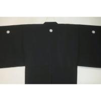 【羽織3サイズ】最高級化繊・ハイクラス洗える黒紋付・石持(こくもち)に染め抜き 男羽織 К