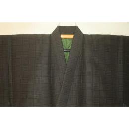 拾11090RM シルク化繊丹後縮緬調 男着物袷 裄70丈147К茶色濃淡・角通し千鳥格子文様 洗え