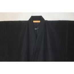 拾11117RM シルク化繊丹後縮緬お召調 男着物袷 裄70丈148К黒・無地感 新品 茶人好み