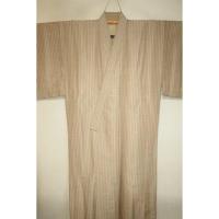 拾11203RM シルク化繊丹後縮緬調 男着物袷 裄70丈149К燻し銀灰茶の大小行儀紋縞文様 洗え