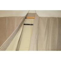 拾11203RM シルク化繊丹後縮緬調 男着物袷 裄70丈149К燻し銀灰茶の大小行儀紋縞文様 洗え