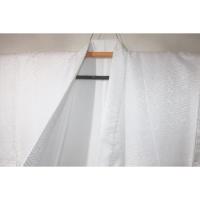 拾11247 シルク化繊 男着物袷 裄75丈150 К 綸子白地・沙綾形文様 新品