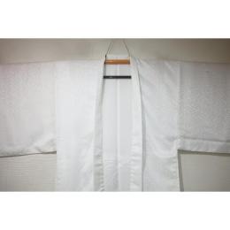 拾11244 シルク化繊 男羽織 裄70丈91 К 綸子白地・沙綾形文様 新品